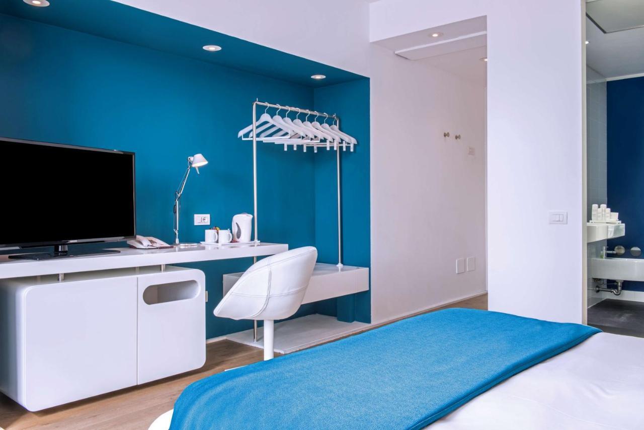 Radisson Blu Es. Hotel, Roma Exterior foto A room at the hotel
