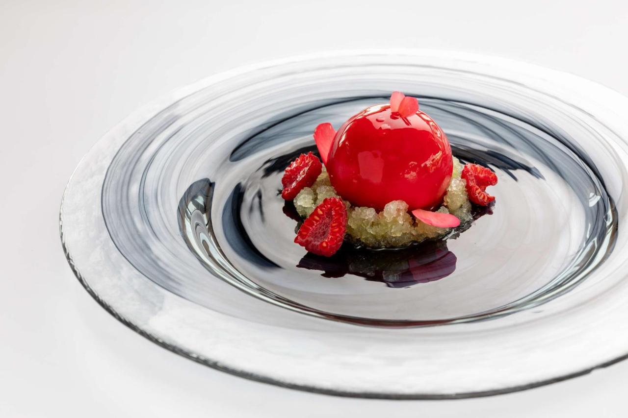 Radisson Blu Es. Hotel, Roma Exterior foto A dessert