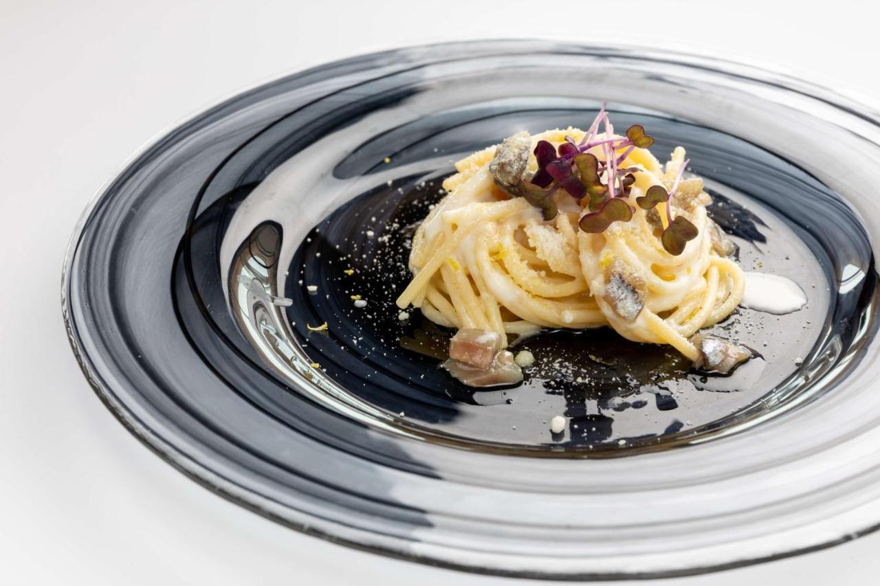 Radisson Blu Es. Hotel, Roma Exterior foto Spaghetti with caviar